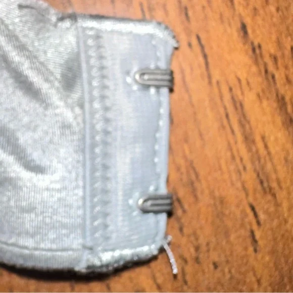 Aerie Sunnie Demi Bra – 36D – Shimmery Silver ✨ - Picture 7 of 8